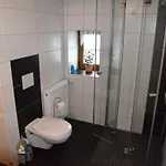 In With Private Terrace Dom wakacyjny *